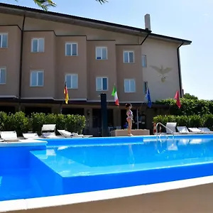 hotel-san-benedetto.hotelinveneto.com/
